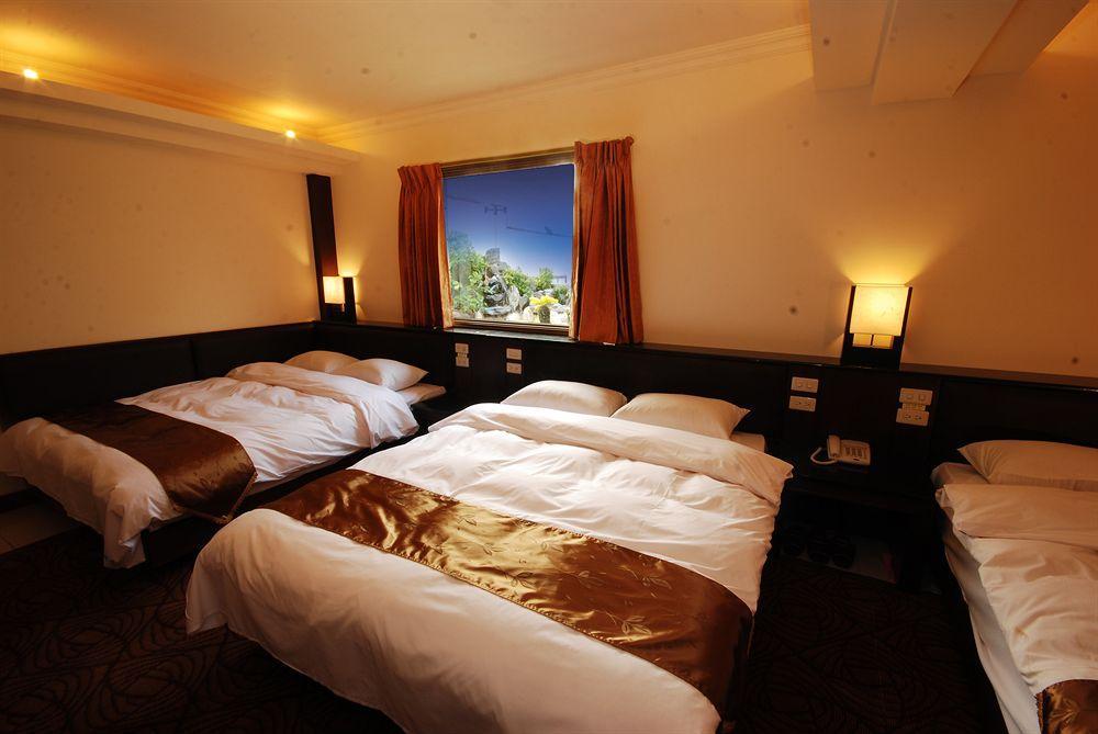 The Enterpriser Hotel Taichung Extérieur photo