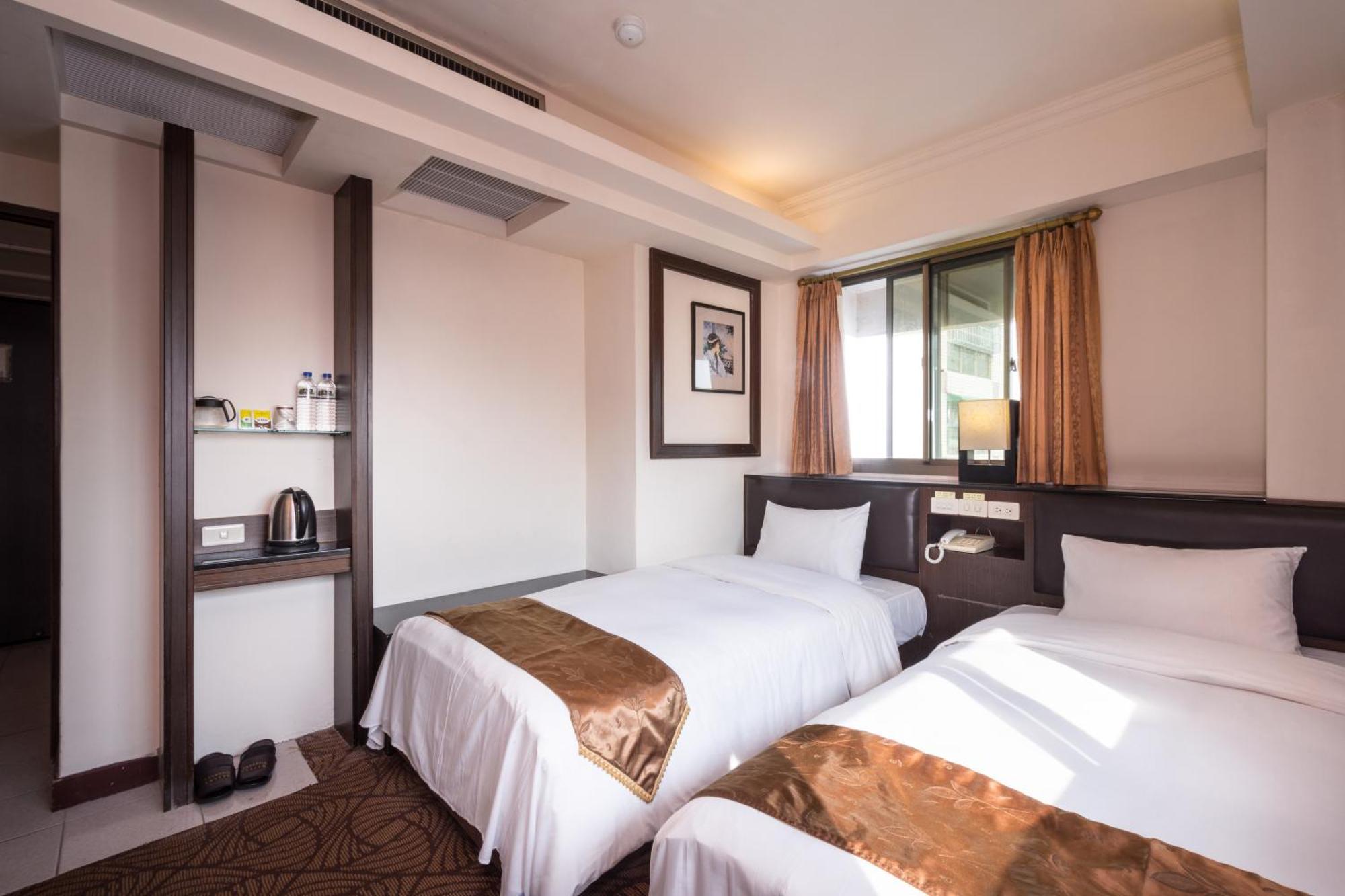 The Enterpriser Hotel Taichung Extérieur photo