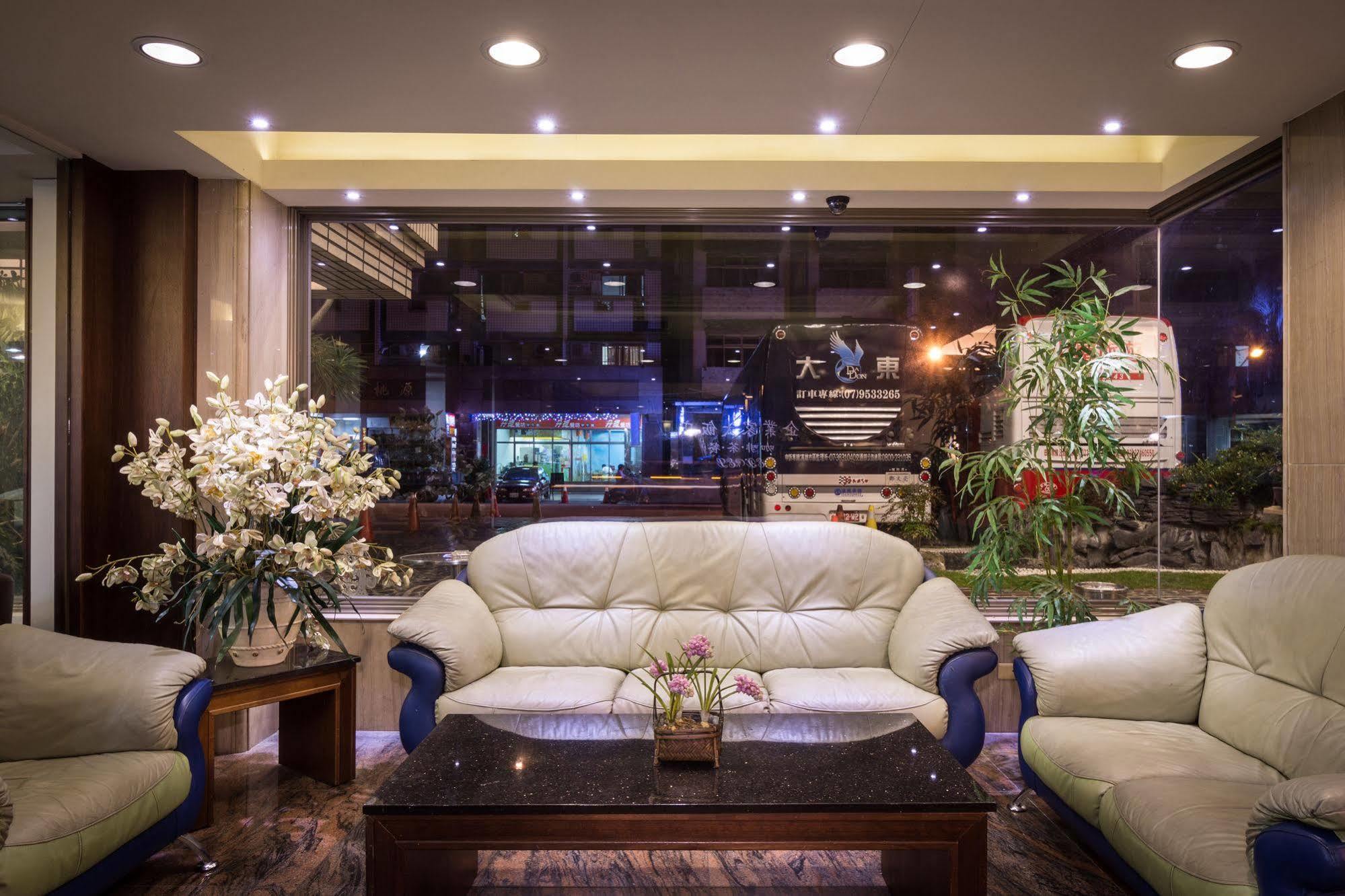 The Enterpriser Hotel Taichung Extérieur photo