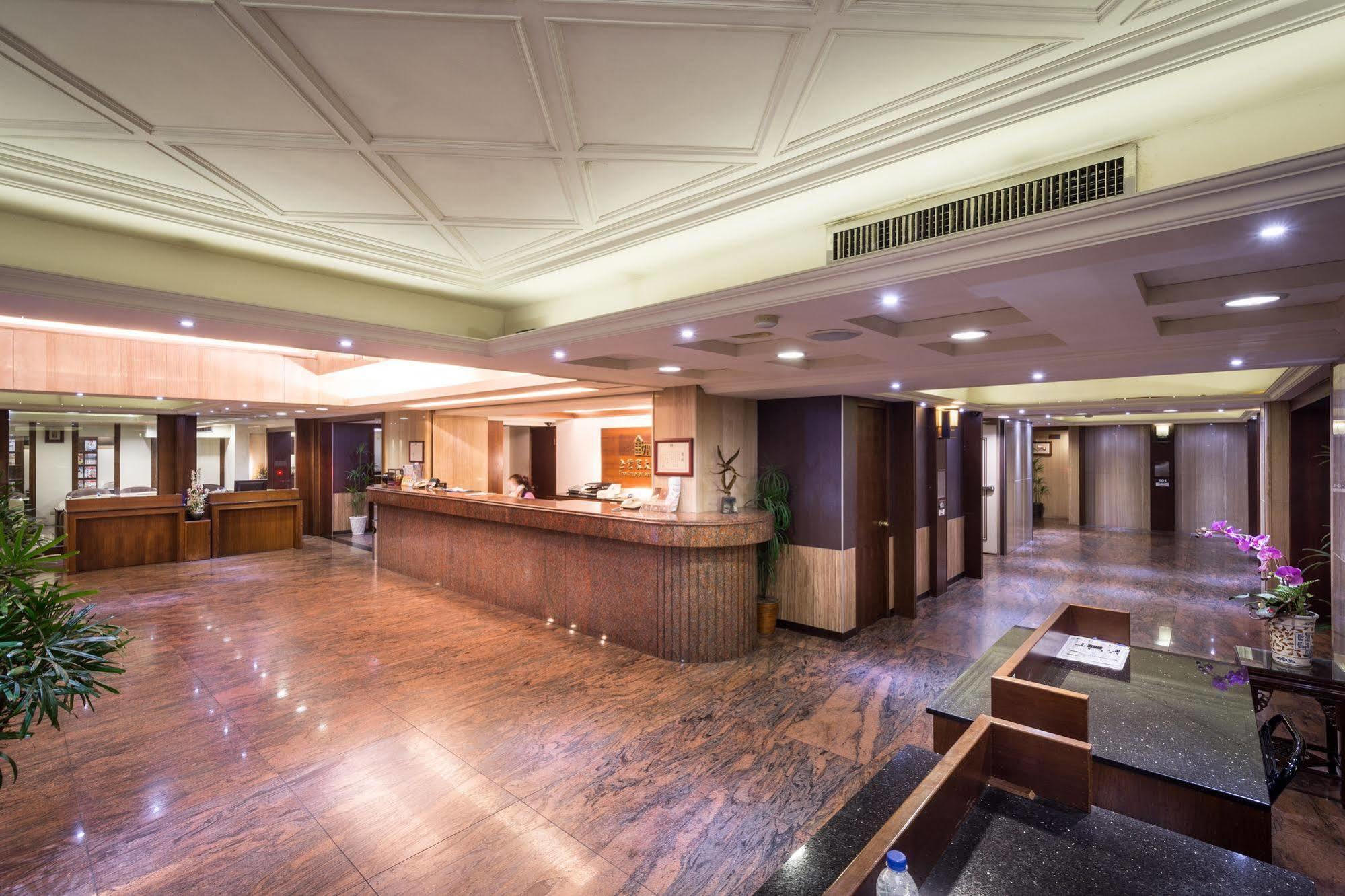 The Enterpriser Hotel Taichung Extérieur photo